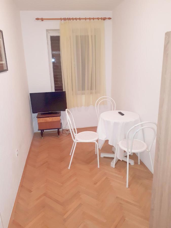 Pavlinovic Jure Lägenhet Makarska Exteriör bild