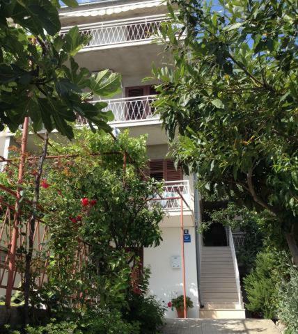 Pavlinovic Jure Lägenhet Makarska Exteriör bild