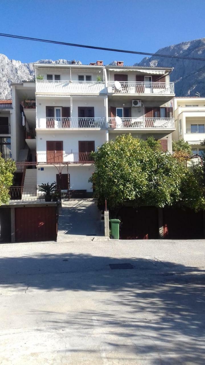 Pavlinovic Jure Lägenhet Makarska Exteriör bild